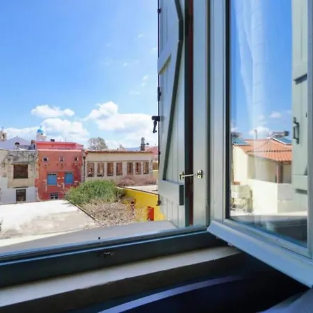 Character House In The Heart Of Chania Old Town *